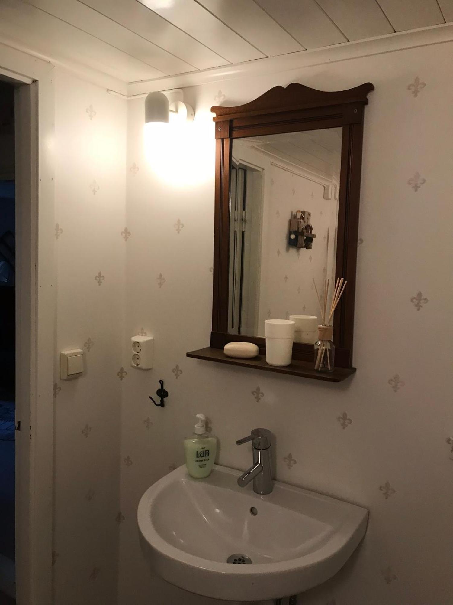 Kyrkstallet Apartment Granna Ngoại thất bức ảnh